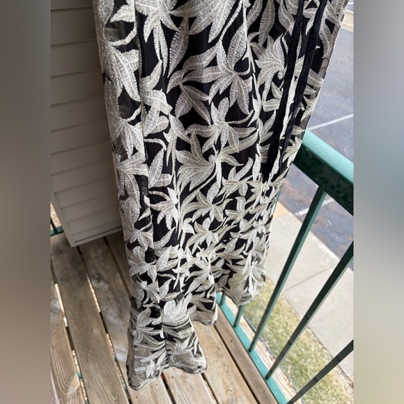 🆕✨Sam Edelman Strapless Black&Gold Embroidered Midi Dress Cocktail Party XS 0–2 - Picture 11 of 14